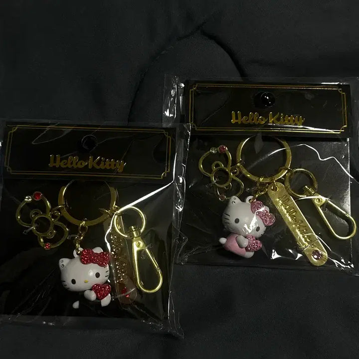 [BUNJANG] Hello Kitty Keychain / 헬로키티 키링 (개당)