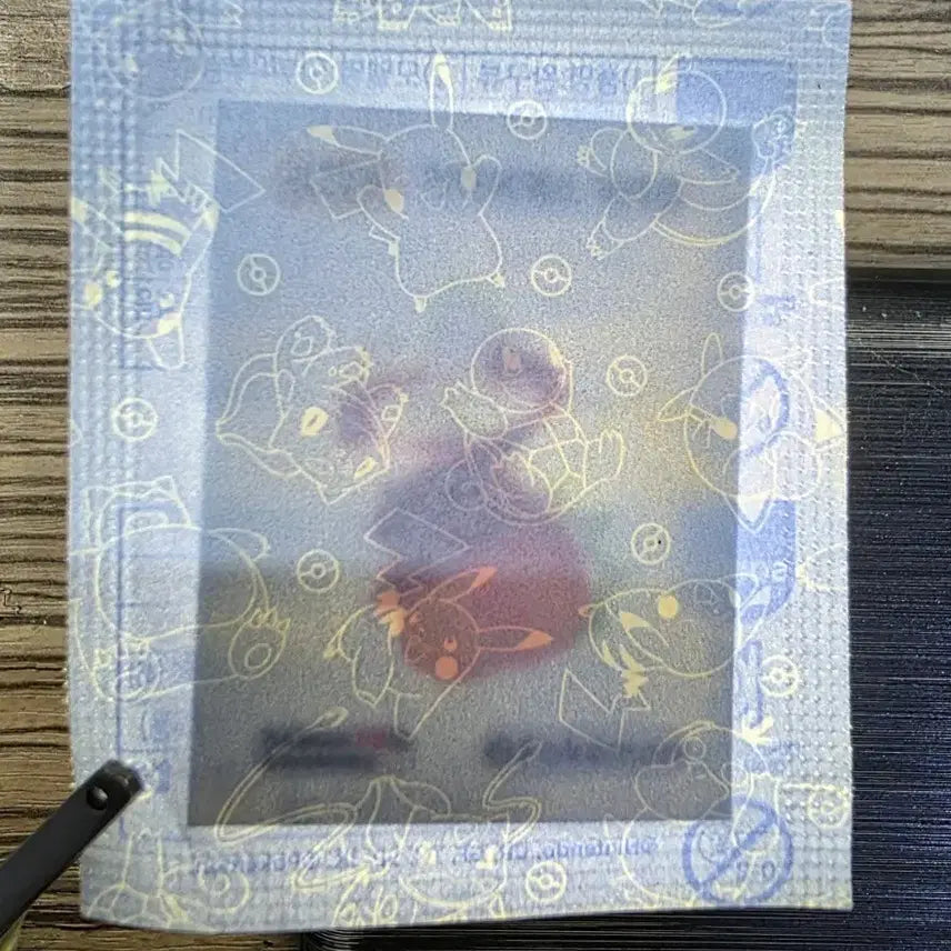 [BUNJANG] Pokemon Pikachu G-Max Sticker (Sealed) / 0025 거다이맥스 피카츄 스티커 미개봉