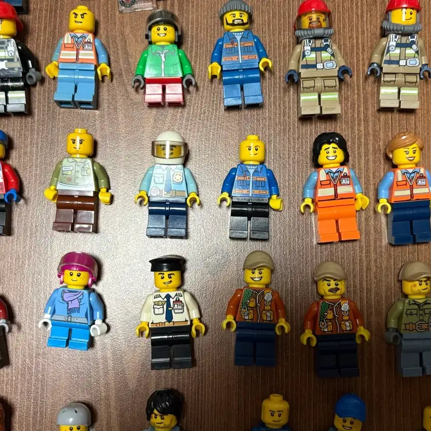 [BUNJANG] LEGO City Minifigure Collection Bundle Set / 레고 시티 미니피규어 모음 일괄