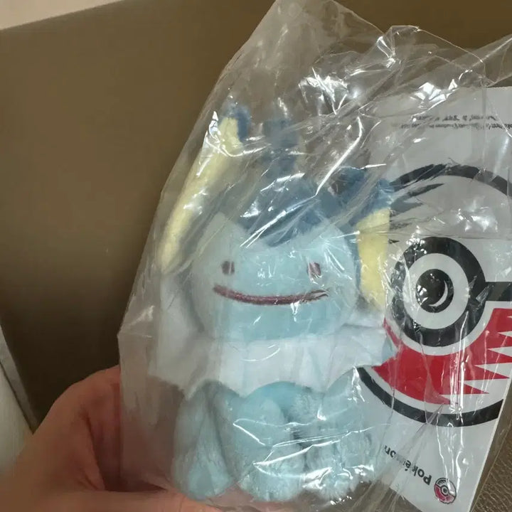 [BUNJANG] Pokemon Metamon Transformation Eevee Vaporeon Plush / 포켓몬스터 변신메타몽 이브이 샤미드