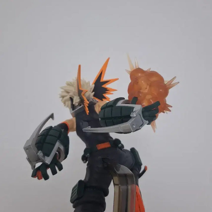 [BUNJANG] My Hero Academia Katsuki Bakugo Figure / 나의히어로아카데미아 바쿠고 카츠키 피규어