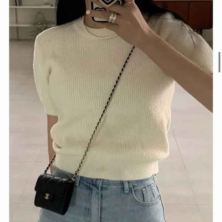 [BUNJANG] Cream Puff Sleeve Knit Top / 퍼프 하프 니트