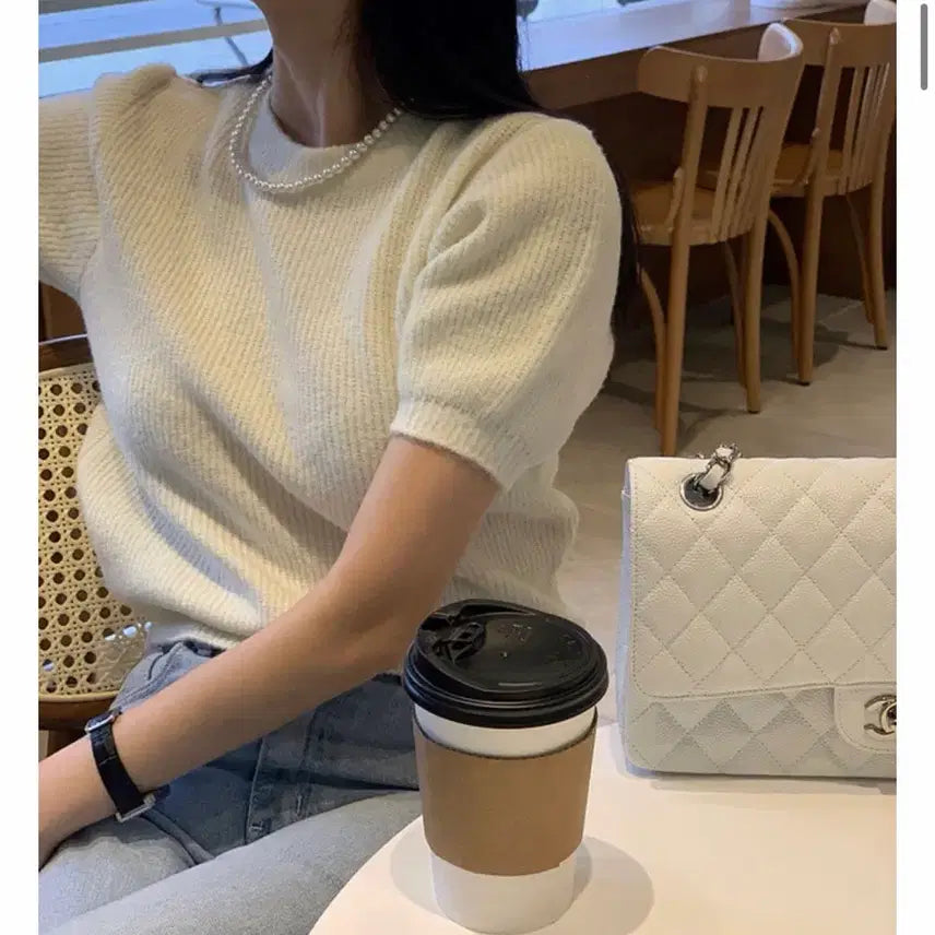 [BUNJANG] Cream Puff Sleeve Knit Top / 퍼프 하프 니트