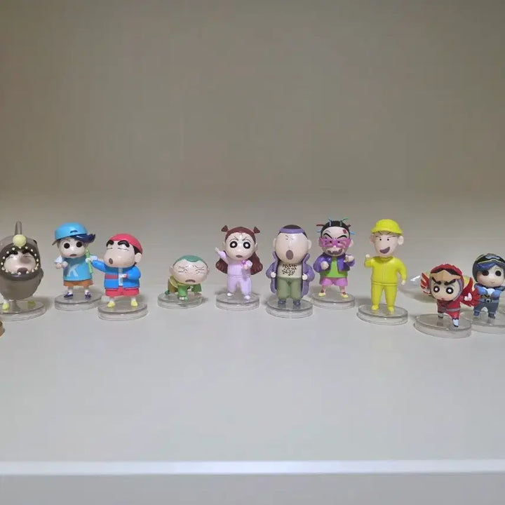 [BUNJANG] Crayon Shin-chan Character Figure Bundle Set (11 Figures) / 짱구 피규어