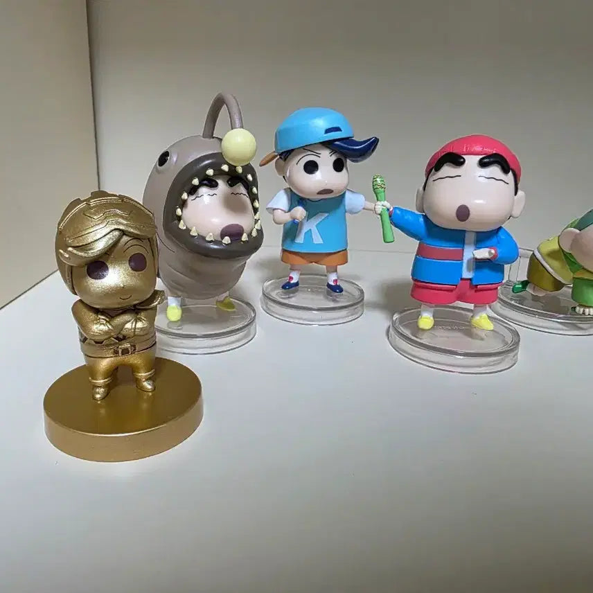 [BUNJANG] Crayon Shin-chan Character Figure Bundle Set (11 Figures) / 짱구 피규어