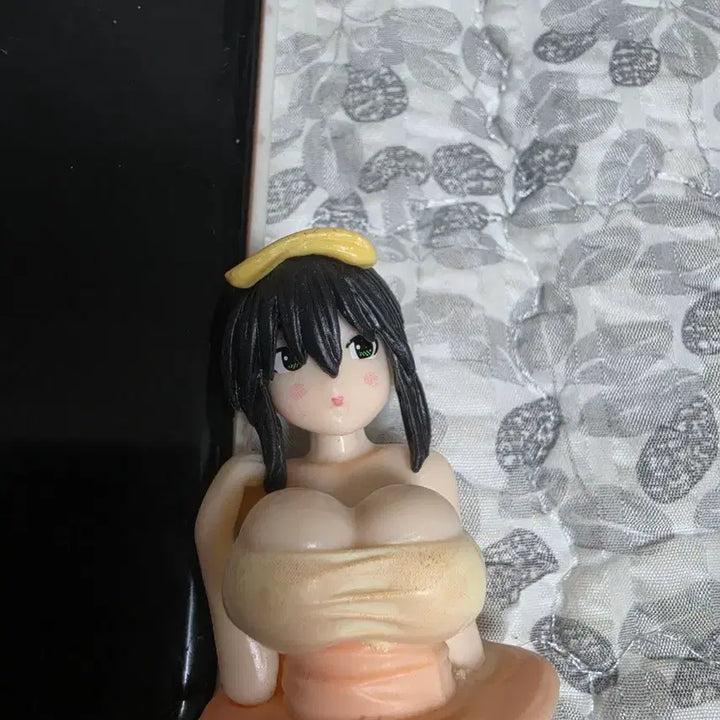 [BUNJANG] Anime Figure Cow Character With Bobble Head Feature / 애니메이션 피규어  캐릭터 흔들리는 가슴