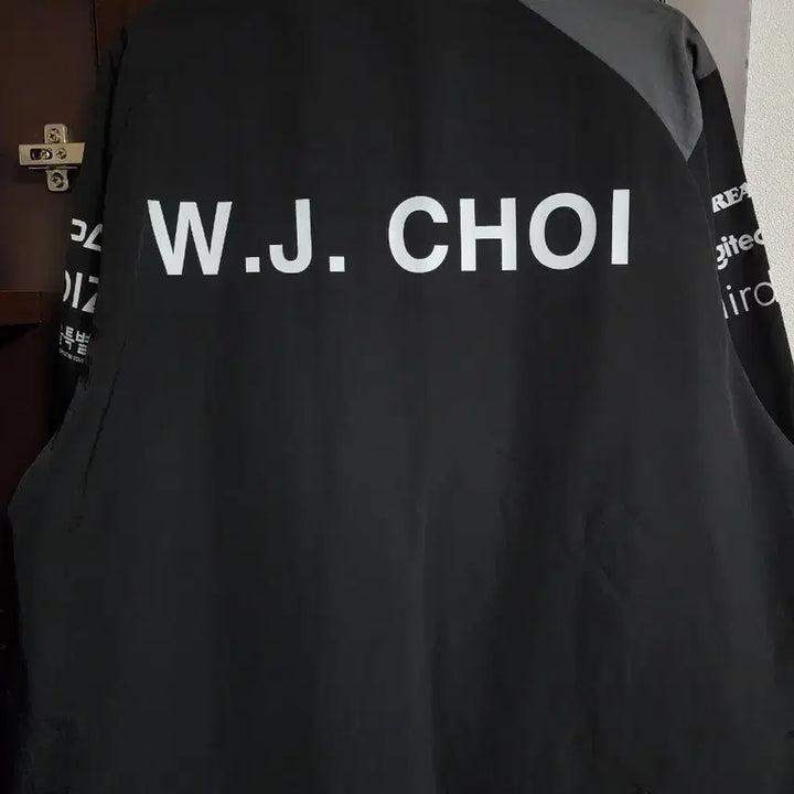 [BUNJANG] League of Legends Asian Games Zeus Anorak Uniform - Size L / 롤 아시안게임 제우스 아노락 유니폼 새상품