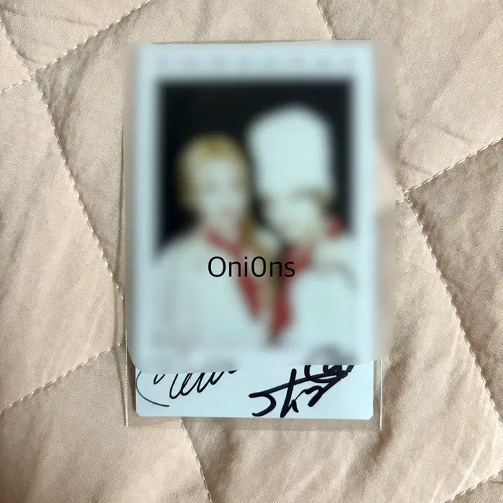 [BUNJANG] KISS OF LIFE Belle Molangz Unit Polaroid Signed Photocard / 키스오브라이프 벨 하늘 몰랑즈 유닛 폴라로이드 싸폴 싸인 폴라로이드 친필
