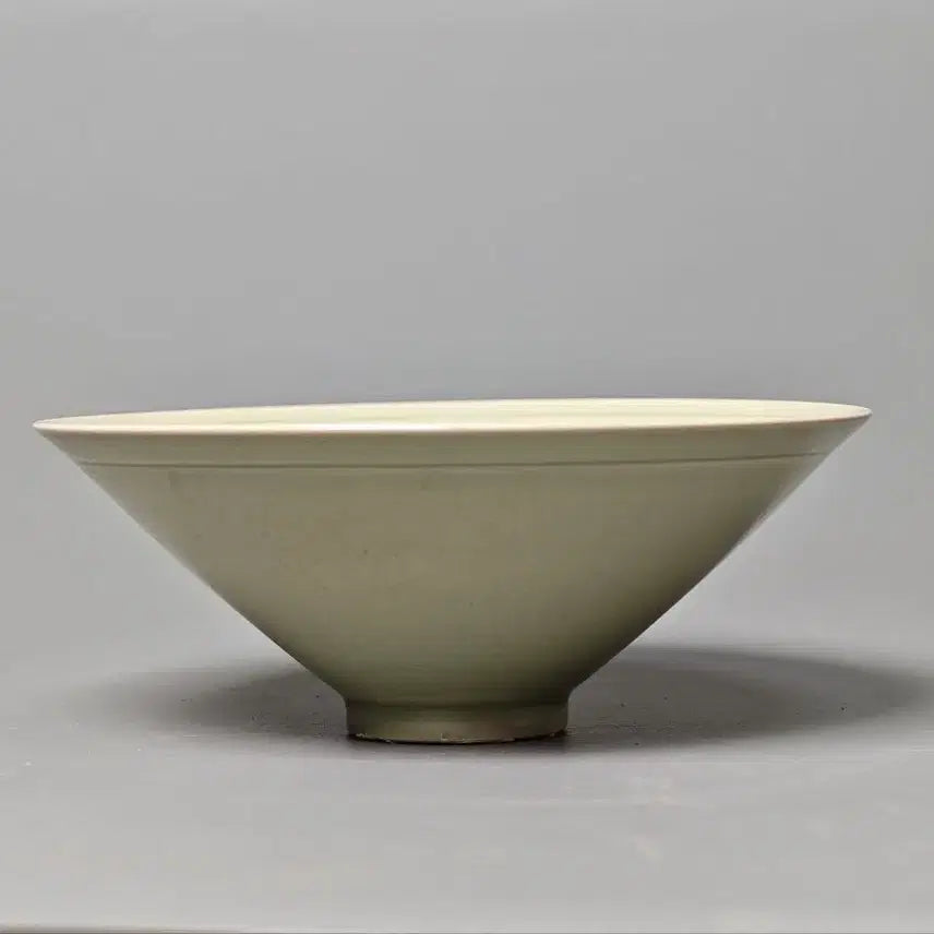 [BUNJANG] Authentic Chinese Celadon Porcelain Bowl with Phoenix Motif - Late Qing Dynasty, Guangxu Period / [진품] 청대 말기 광서제 시기 용천요 봉황문 청자완 중국도자기 골동품