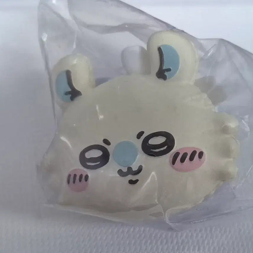 [BUNJANG] Chiikawa Momonga Macaron Charm / 치이카와 마카롱 모몽가