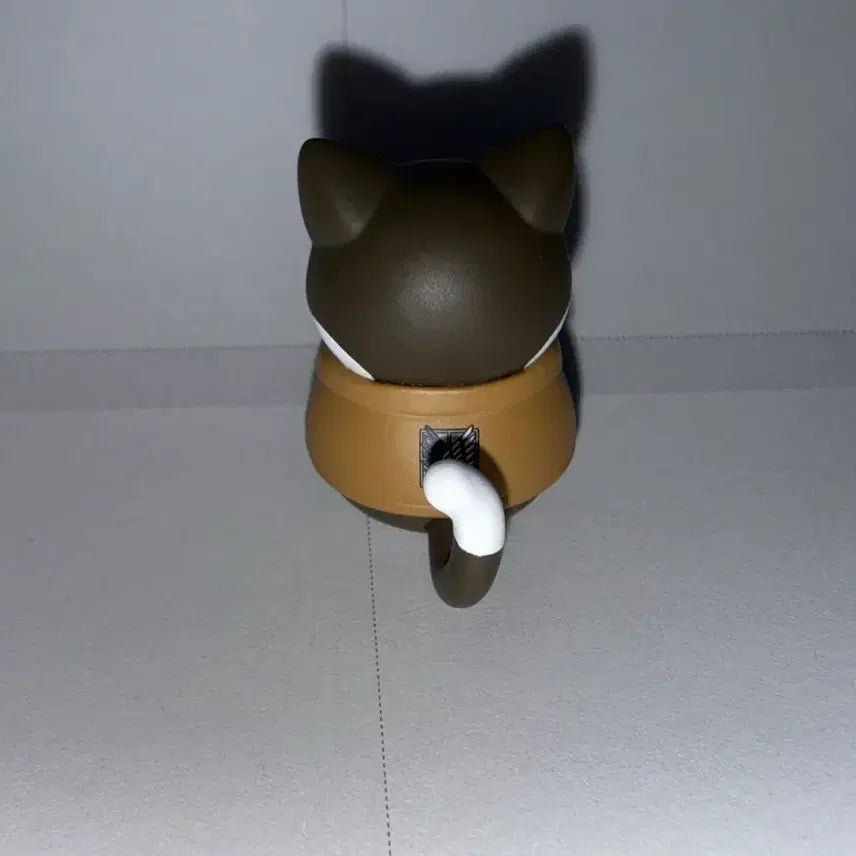 [BUNJANG] Attack on Titan Eren Yeager Megacat Figure / 진격의 거인 에렌 메가캣