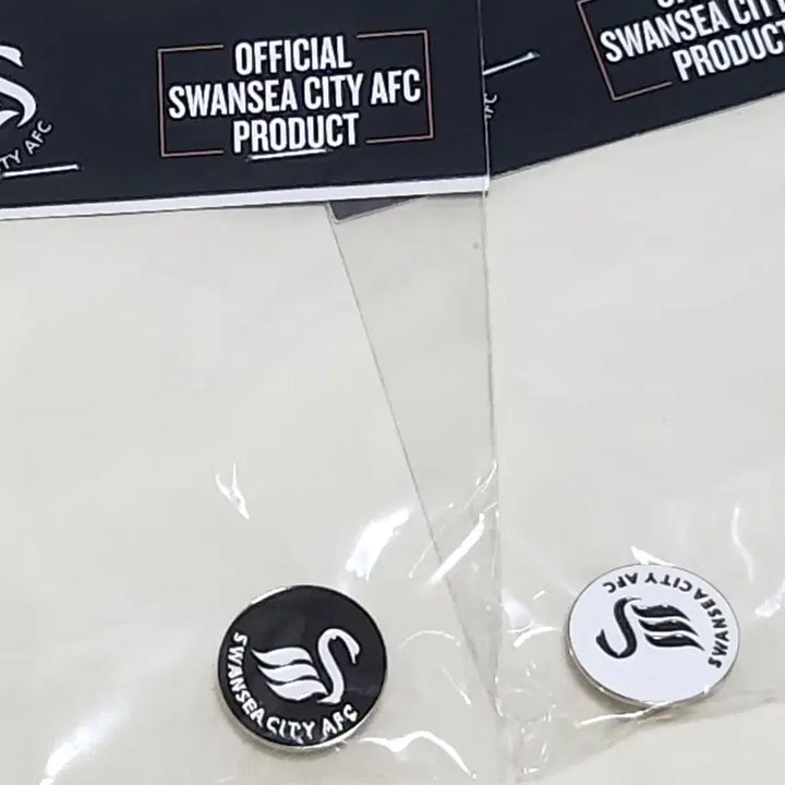 [BUNJANG] Um Ji-seong Swansea City Emblem &amp; Scarf Badge Set / (새상품)엄지성 스완지시티 엠블럼&amp;머플러 뱃지 축구 뺏지 배지