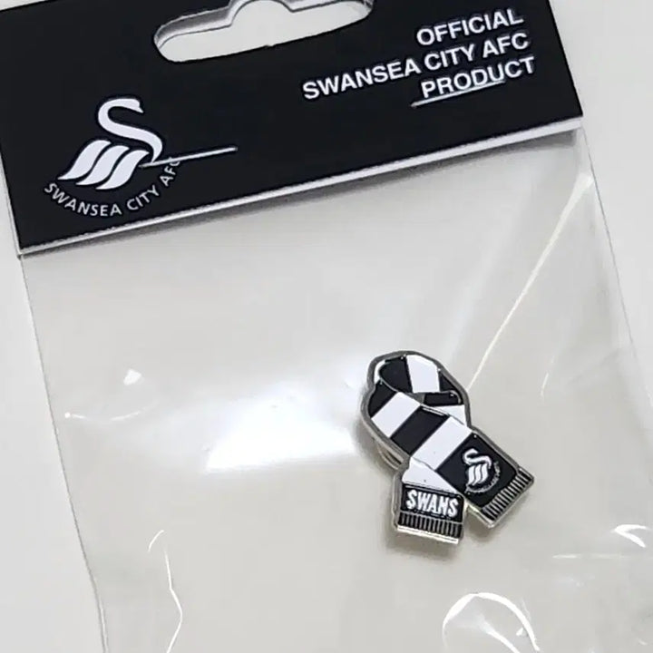 [BUNJANG] Um Ji-seong Swansea City Emblem &amp; Scarf Badge Set / (새상품)엄지성 스완지시티 엠블럼&amp;머플러 뱃지 축구 뺏지 배지