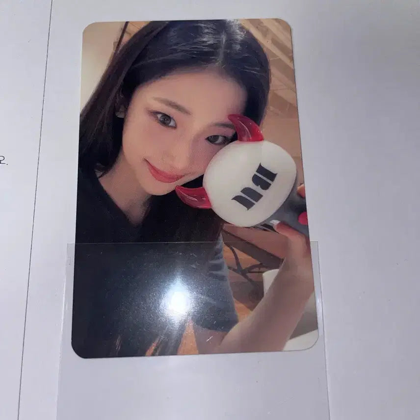 [BUNJANG] BABYMONSTER Ruka Photocard (Lightstick) / 베이비몬스터 루카 포카 (응원봉)