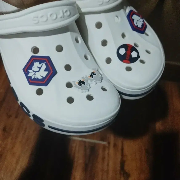 [BUNJANG] Crocs White Sandals (270) / 크록스 270 팝니다