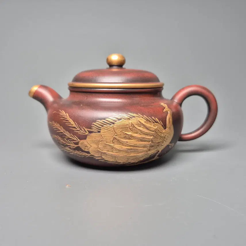 [BUNJANG] Gu Jingzhou Celadon Gold-Decorated Peony Zisha Teapot Antique Collectible Art / 고경주제 금채 공작문 자사호 자사 골동품 수집품 미술품