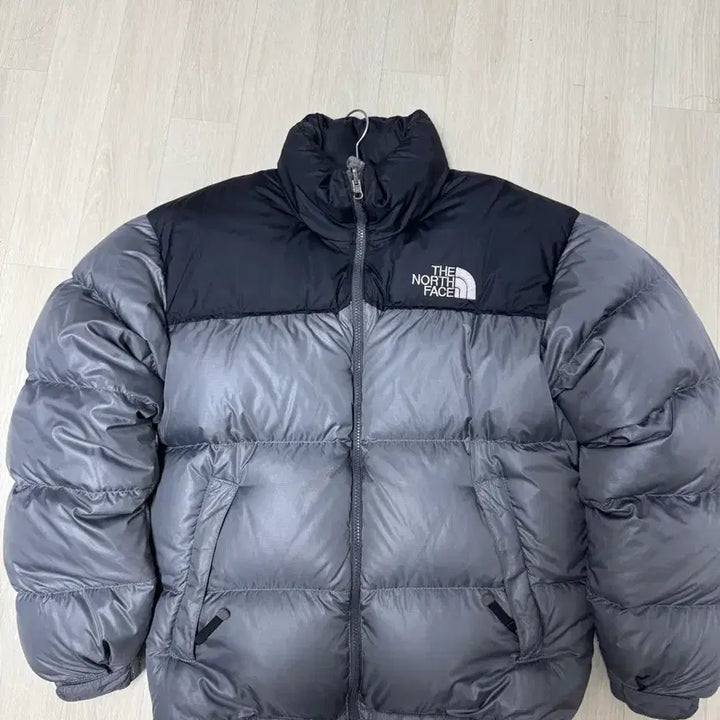 [SOLD OUT] 노스페이스 눕시 패딩 700 검회 그레이