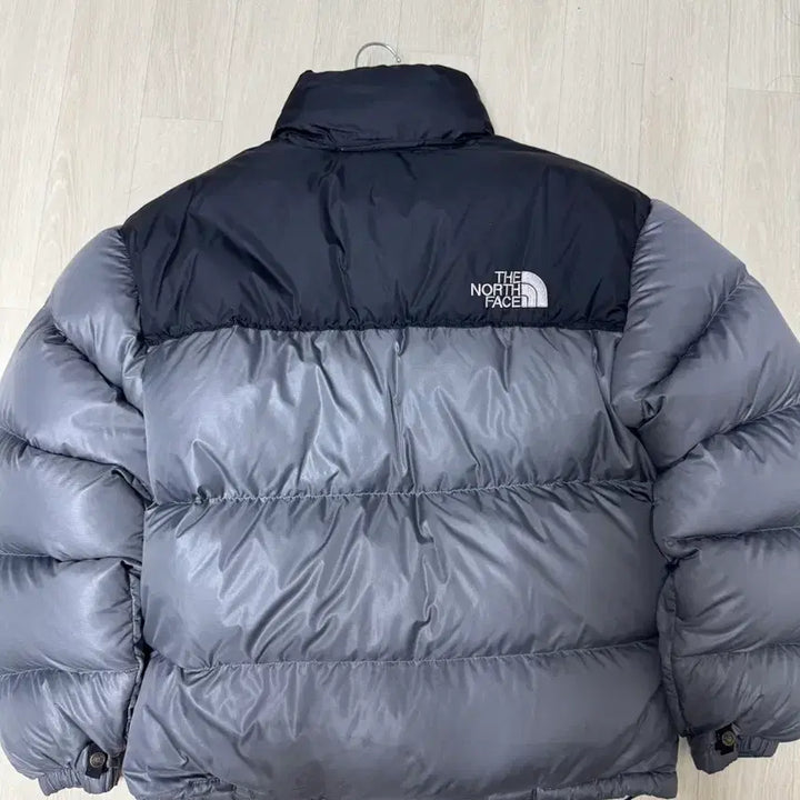 [SOLD OUT] 노스페이스 눕시 패딩 700 검회 그레이