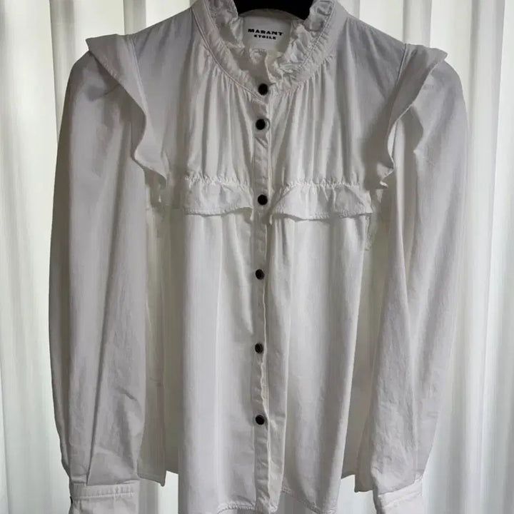 [SOLD OUT] 이자벨마랑 화이트 러플 블라우스