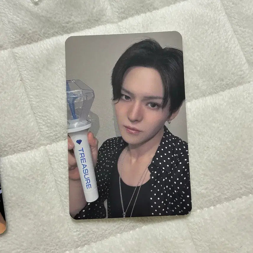 [BUNJANG] TREASURE TREASURE LIGHT YOONBIN Photocard / 트레저 트라이트 응원봉 요시 포카