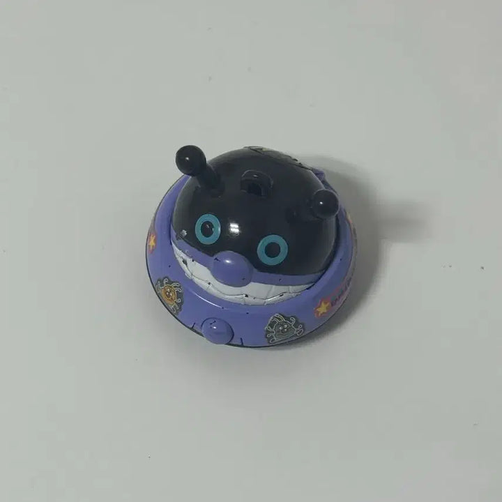 [BUNJANG] Bacterian Classic Spaceship Gacha Toy / 세균맨 고전 우주선 깜상 가챠