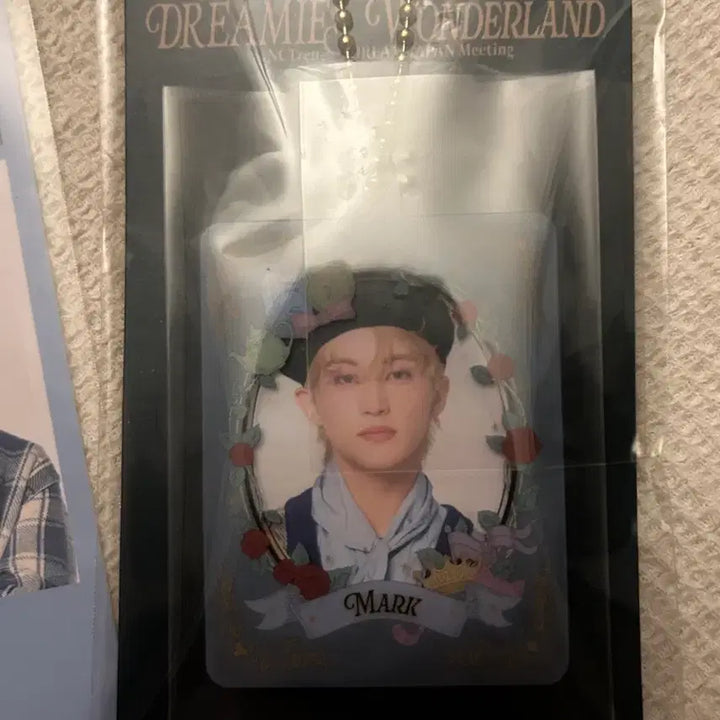 [BUNJANG] NCT DREAM Mark Japan Fan Meeting Sticker Photoholder / 마크 엔시티드림 일본 팬미 스티커 포토홀더