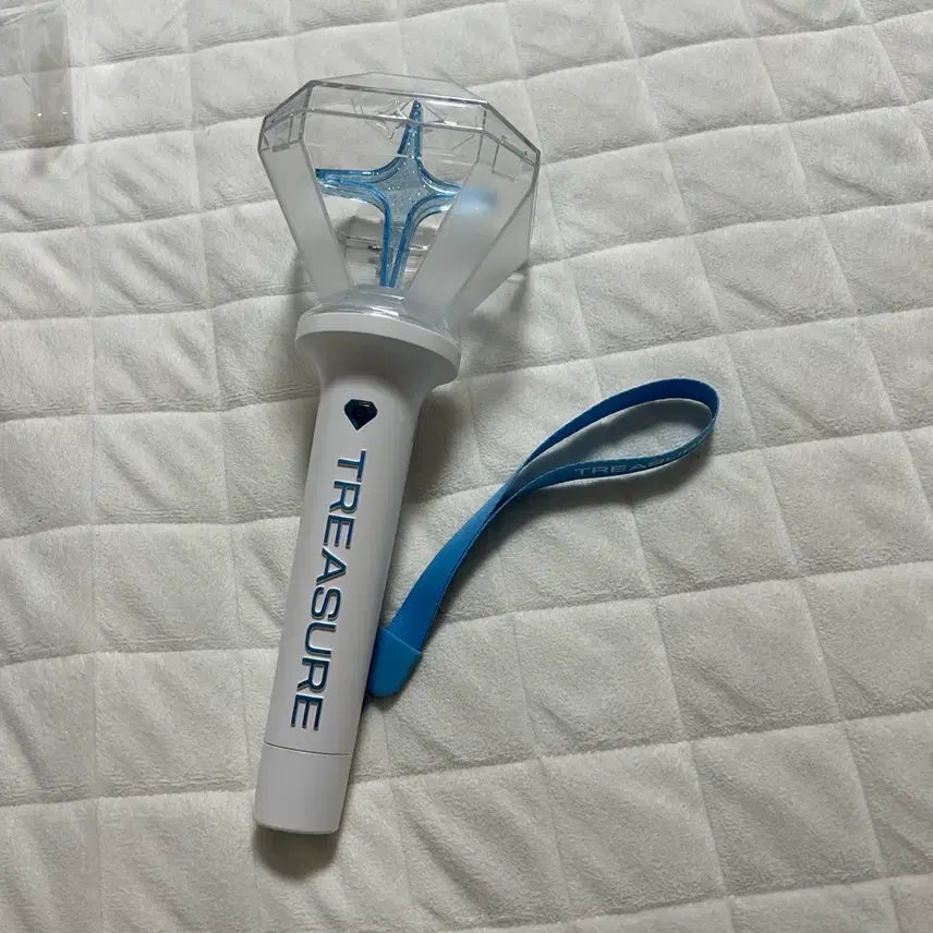 [BUNJANG] TREASURE Light Stick / 트레저 응원봉 트라이트
