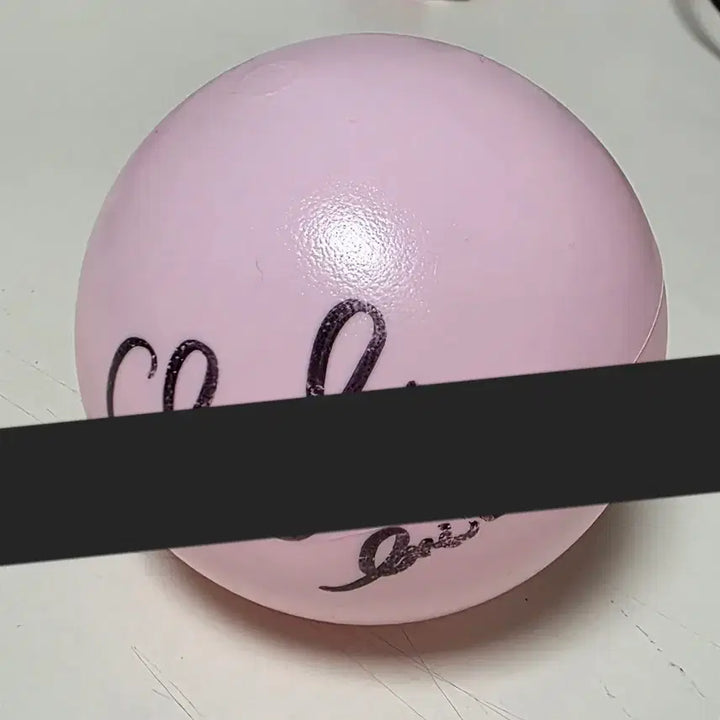 [BUNJANG] Chung Ha Signed Ball / 아이오아이 청하 콘서트 싸인볼