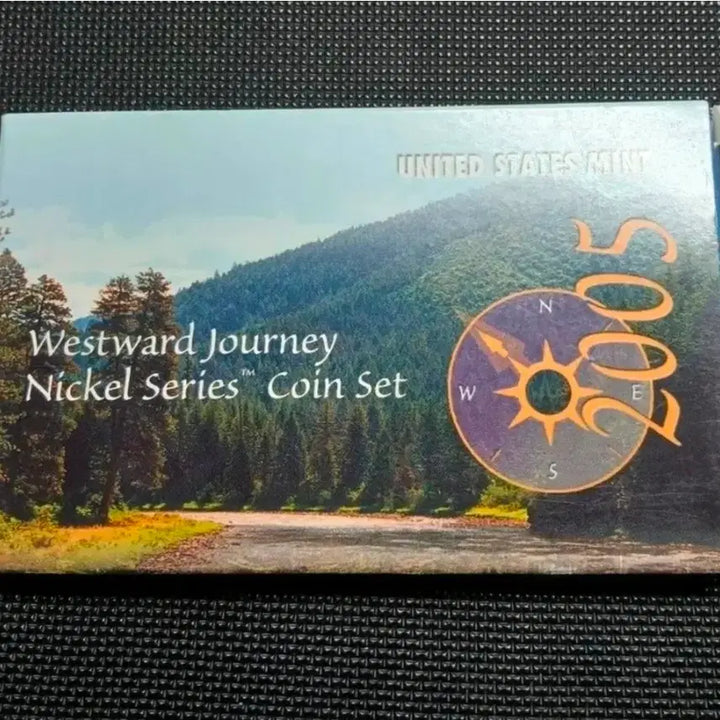 [BUNJANG] 2005 United States Uncirculated 5-Cent Mint Set / 미국 미사용 2005년 5센트 민트세트.외국주화 주화 화폐