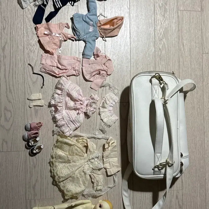 [BUNJANG] Ball-Jointed Doll Set with Accessories / 구체관절 인형 세트