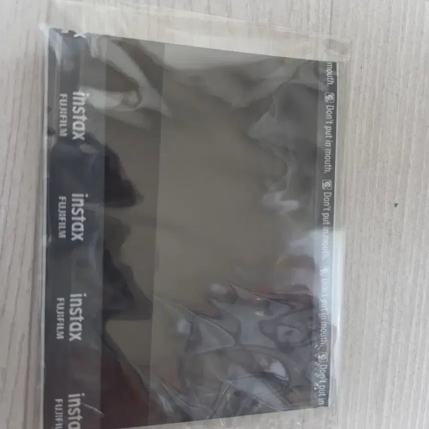 [BUNJANG] Yudabin Band Signed Polaroid Photo & Keychain Set / 유다빈밴드  폴라로이드 사진 친필싸인+키링