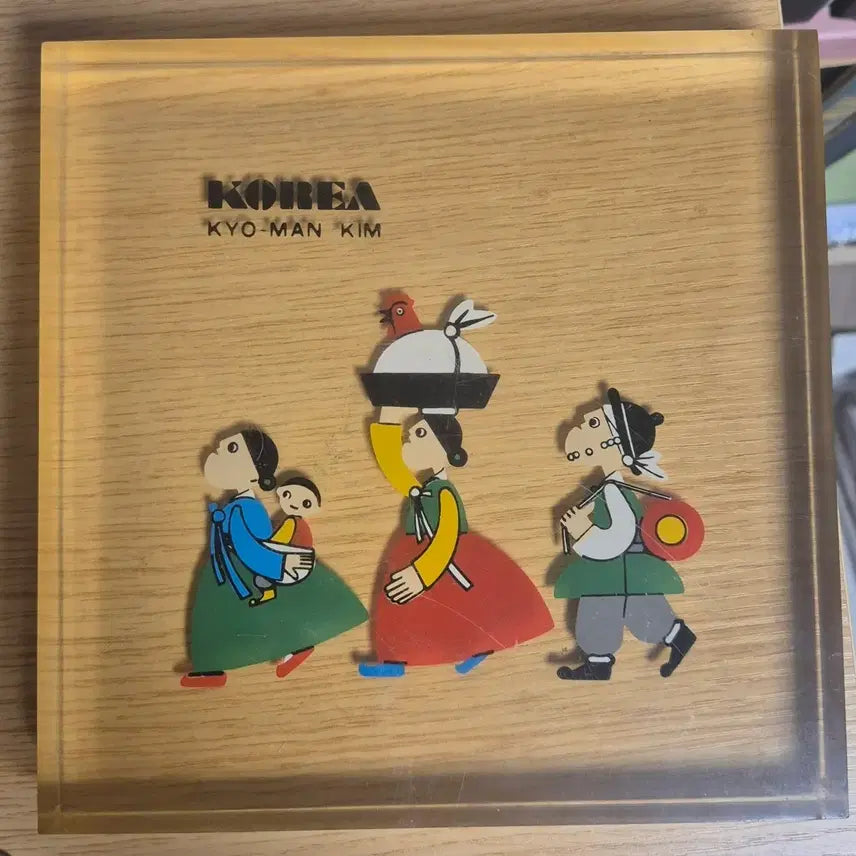[BUNJANG] Kim Kyoman Studio Large Acrylic Paperweight / 김교만 작가님의 대형 문진 1개