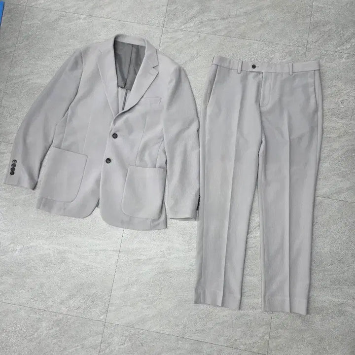 [SOLD OUT] Allegri 알레그리 여름 가볍고 시원한 정장 수트 셋업 (라이트그레이