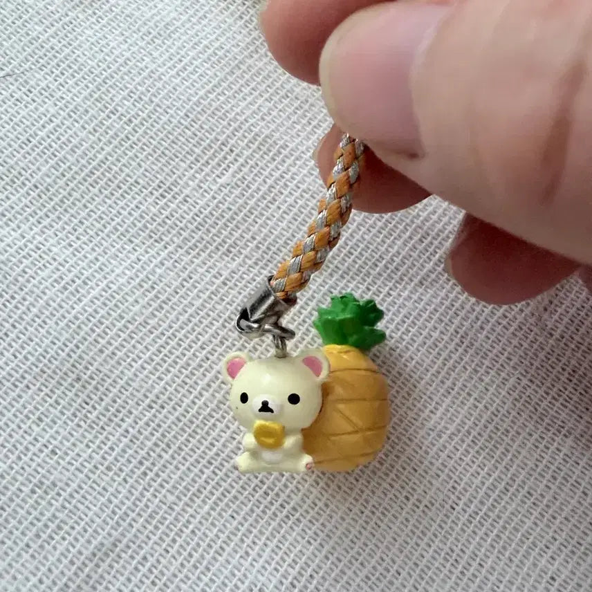[BUNJANG] San-X Classic Korilakkuma Pineapple Strap / 산엑스 고전 코리락쿠마 파인애플 스트랩