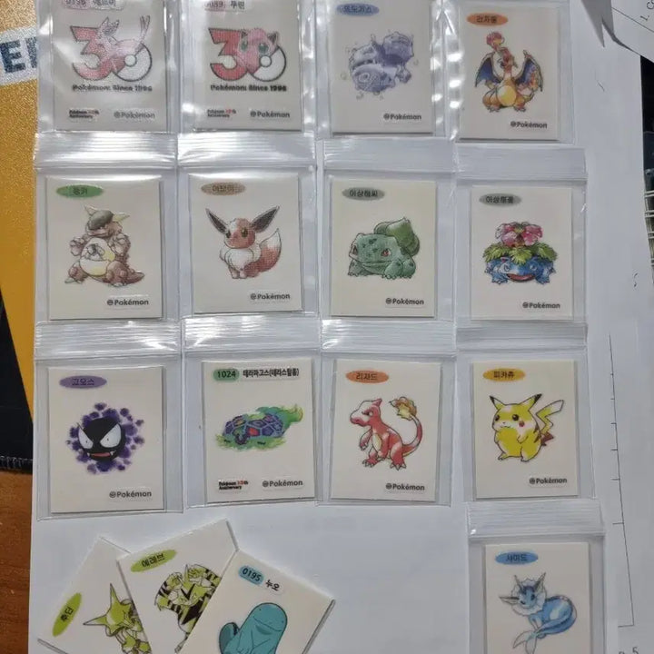 [BUNJANG] Pokemon Bread 30th Anniversary Sticker Collection / 30주년 띠부씰