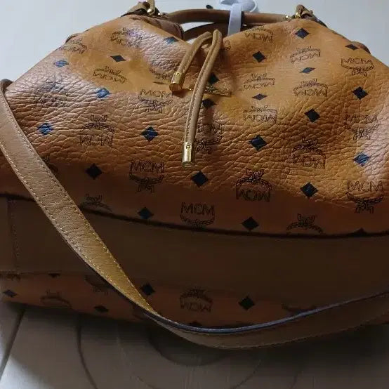 [BUNJANG] MCM Visetos Monogram Drawstring Shoulder Bag / 정품 비세토스 모노그램  MCM 복조리형 숄더백
