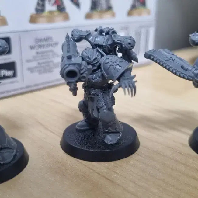 [BUNJANG] Warhammer 40,000 Chaos Space Marines Legionaries Army Set (7 Models) / 워해머 40k 카오스스페이스마린 리저너리 스쿼드 10체