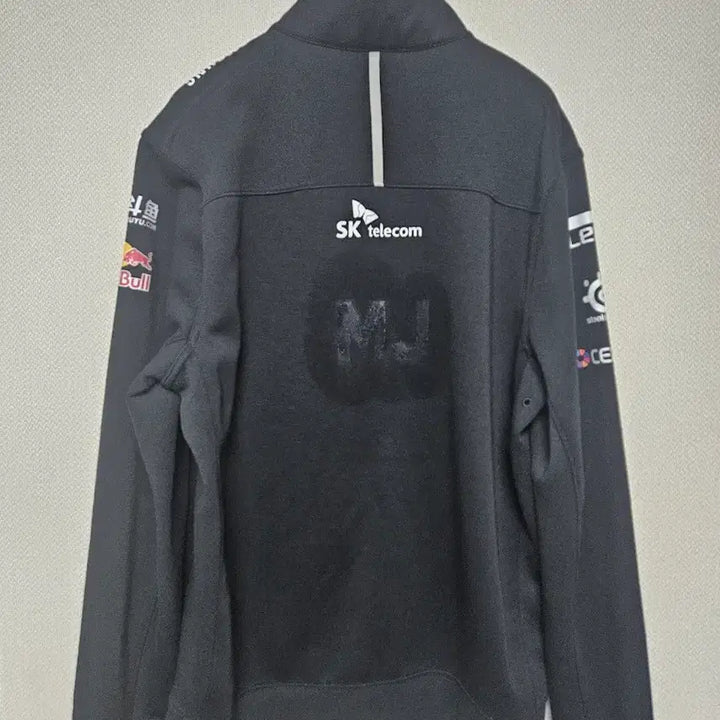 [BUNJANG] T1 2022 Worlds Uniform Half-Zip XL / 2022 T1 월즈 유니폼 반집업