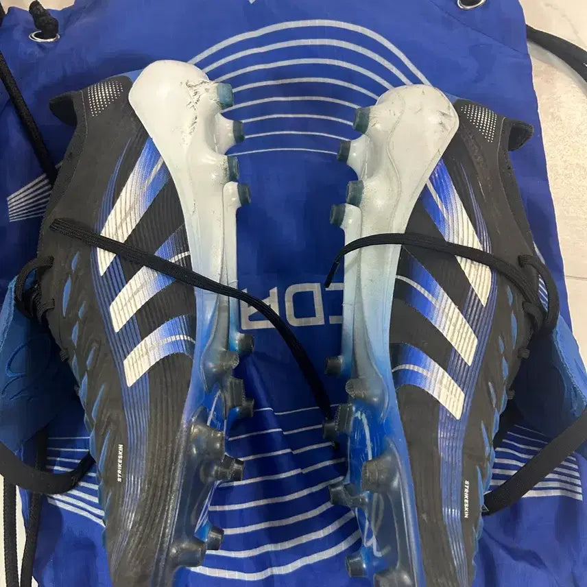 [BUNJANG] Adidas Predator Jude Bellingham Soccer Cleats (Size 260) / 프레데터 주드 벨링엄