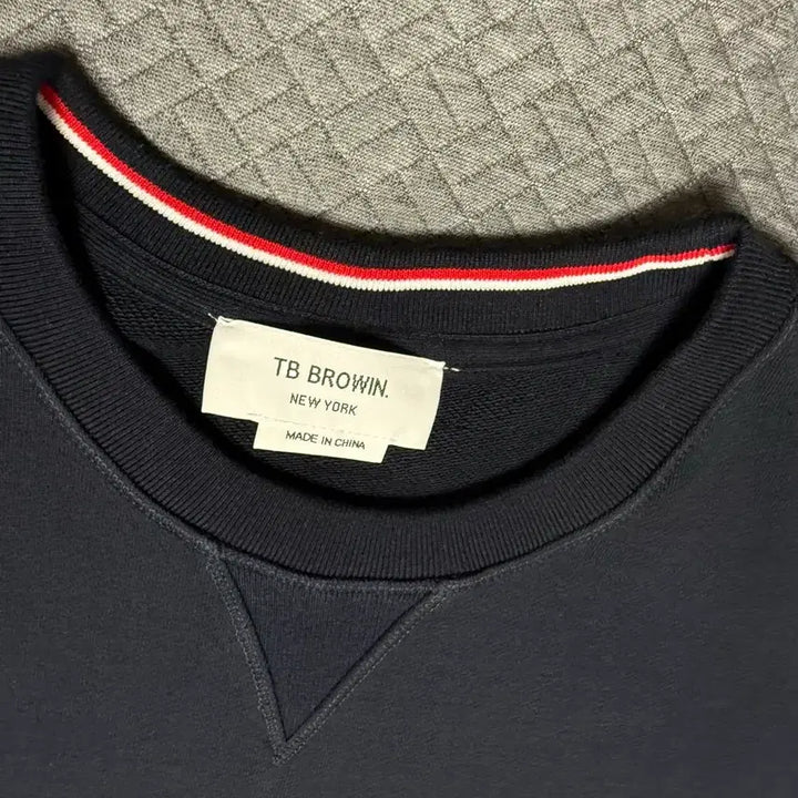 [BUNJANG] Thom Browne Sweatshirt Navy Size 3 / 톰브라운 맨투맨