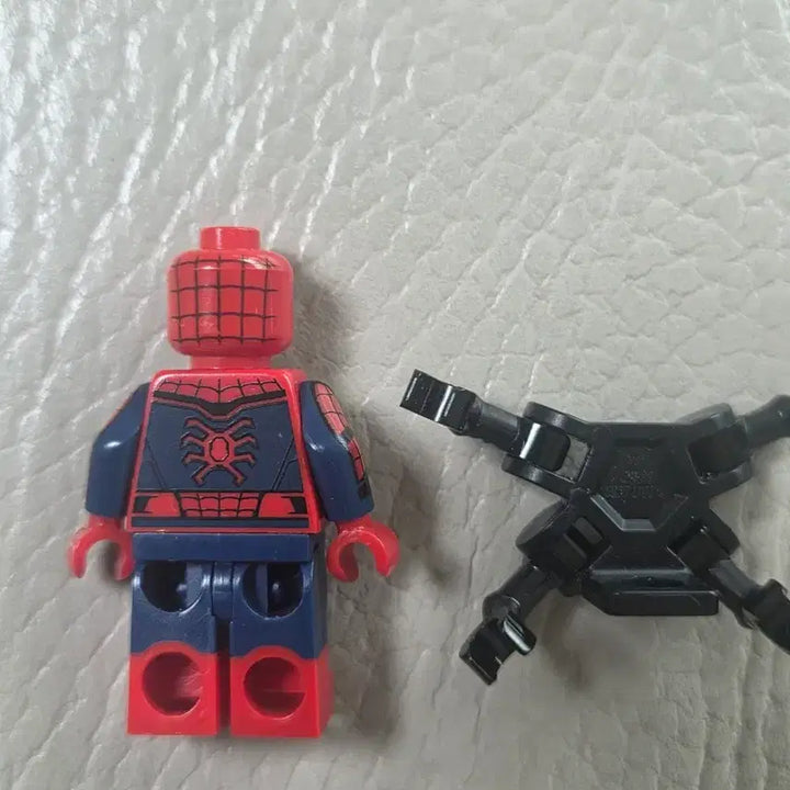 [BUNJANG] Lego Spider-Man Minifigure (76083) / 레고 76083 스파이더맨 미니피규어
