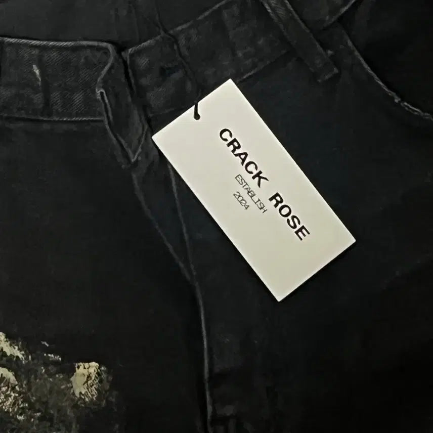 [SOLD OUT] 크랙로즈 SPLATTER DENIM PANTS