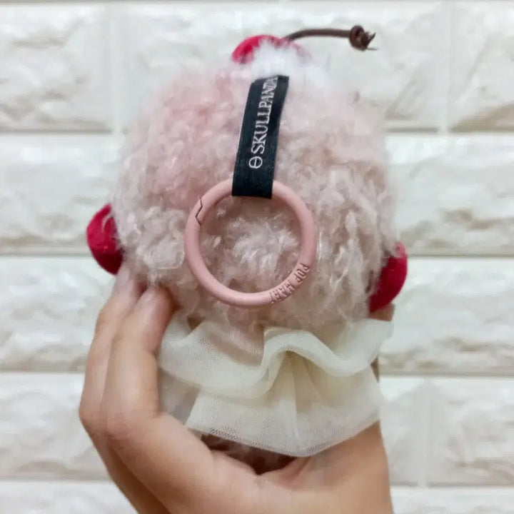 [BUNJANG] Skullpanda "Find Me" Sulky Muffin Figure / 스컬판다 날 찾아봐 시무룩 머핀 정품 양도