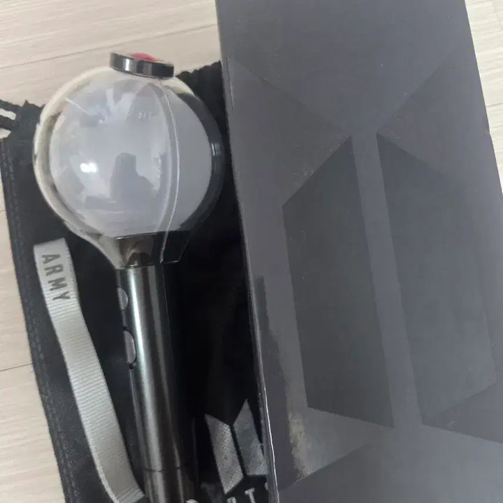[BUNJANG] BTS ARMY Bomb Official Light Stick SE / (미개봉 포카 포함) 풀셋 방탄 아미밤 SE