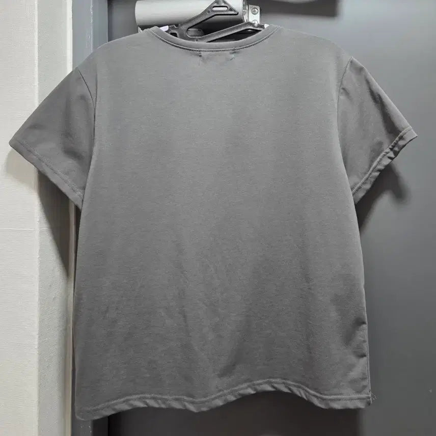 [BUNJANG] Able &amp; Co. T-Shirt (Size M) / 시착만해본 에이블앤코 반팔티