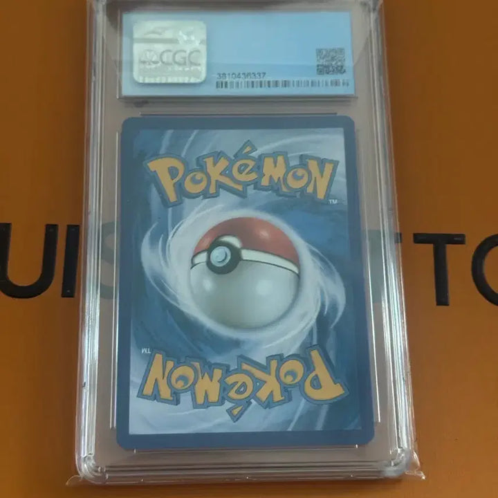 [BUNJANG] Pokemon 20th Anniversary Charizard CGC 8.5 NM/Mint+ Graded Card / 포켓몬카드 20주년 리자몽 CGC 8.5 NM/mint+