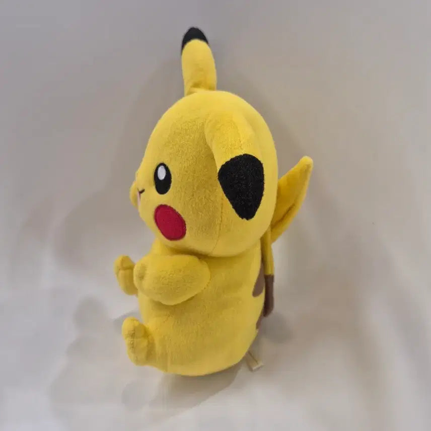 [BUNJANG] Pikachu Plush Toy / 포켓몬인형-피카츄
