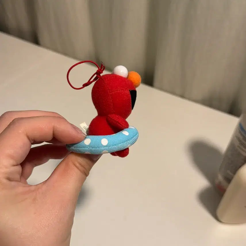 [BUNJANG] Sesame Street Tube Elmo Keyring / 세서미스트리트 튜브 엘모 키링