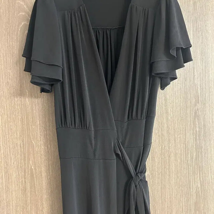 [BUNJANG] Frill Wrap Long Dress - Black, One Size / 프릴 랩 롱원피스 블랙 프리사이즈