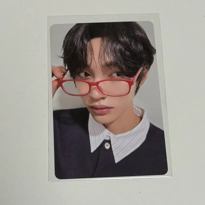 [BUNJANG] RIIZE Archive Popup Photocard Wonbin / 라이즈 아카이브 팝업 입장 포카 원빈 양도 키링 sns